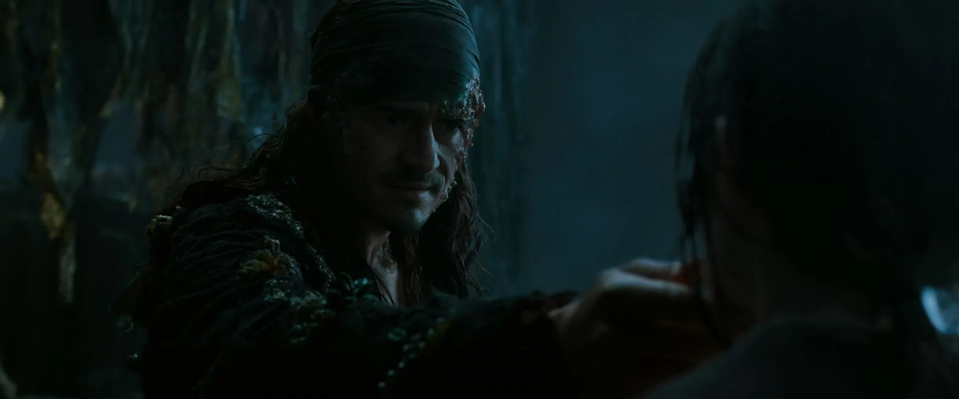 Pirates of the Caribbean Dead Men Tell No Tales 2017 Hevc 720p Web-DL Dual Audio Hindi movie Screenshot